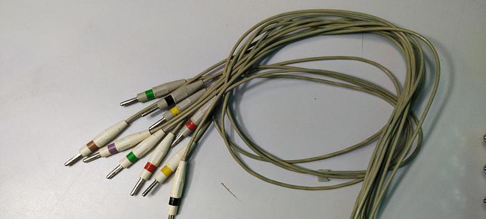 Gebraucht NIHON KOHDEN Cardiofax EKG-Gerät auf Trolley