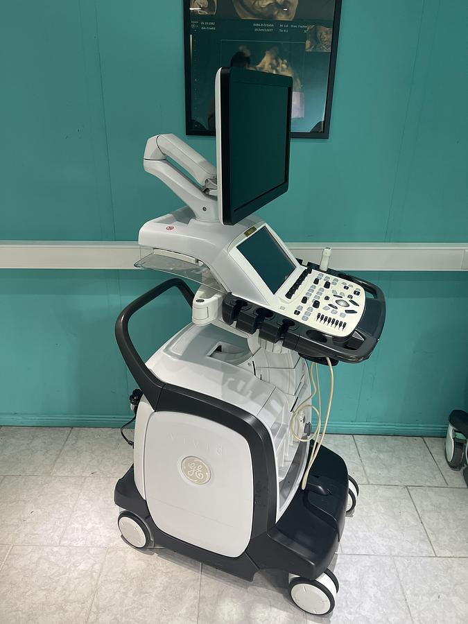 Gebraucht GE Vivid E95 V202 Ultraschallgerät mit M5Sc-D Kardiosonde