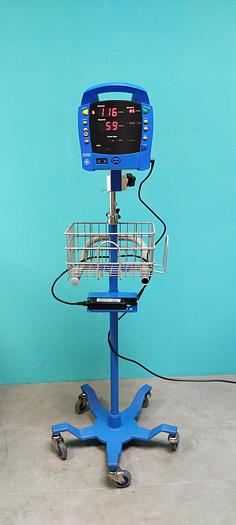 Gebraucht ge procare monitor with trolly blood presseur and sop2
