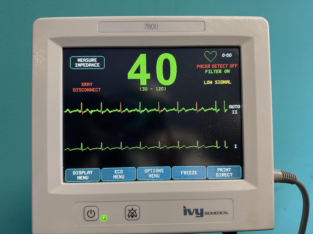 Gebraucht IVY Biomedical 7800 EKG Gerät