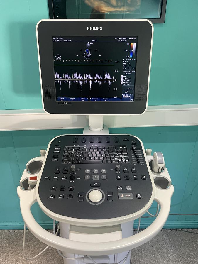 Gebraucht Philips HD5 Ultraschallgerät mit zwei Sonden und Drucker
