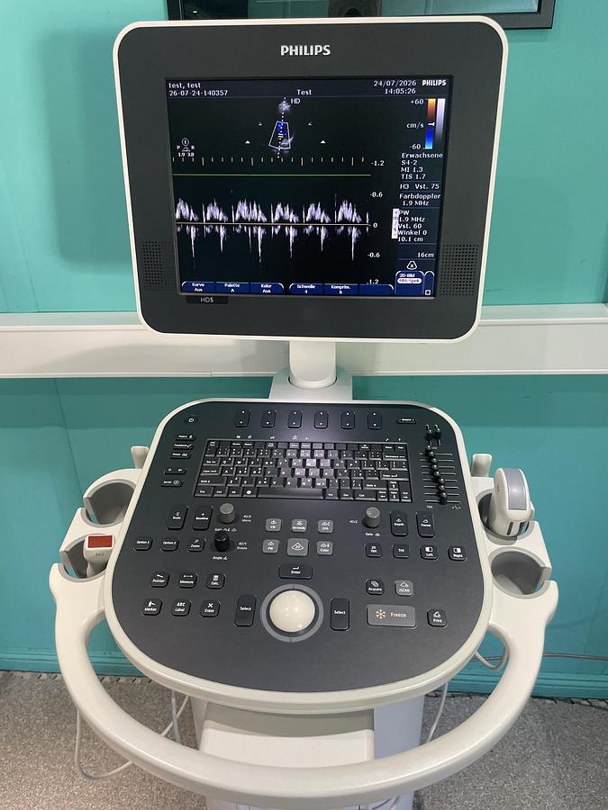 Gebraucht Philips HD5 Ultraschallgerät mit zwei Sonden und Drucker