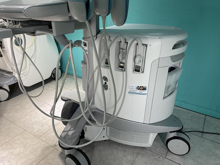Gebraucht HELX Evoulution Acusion S2000 von Siemens Ultraschall Gerät mit drei Sonden