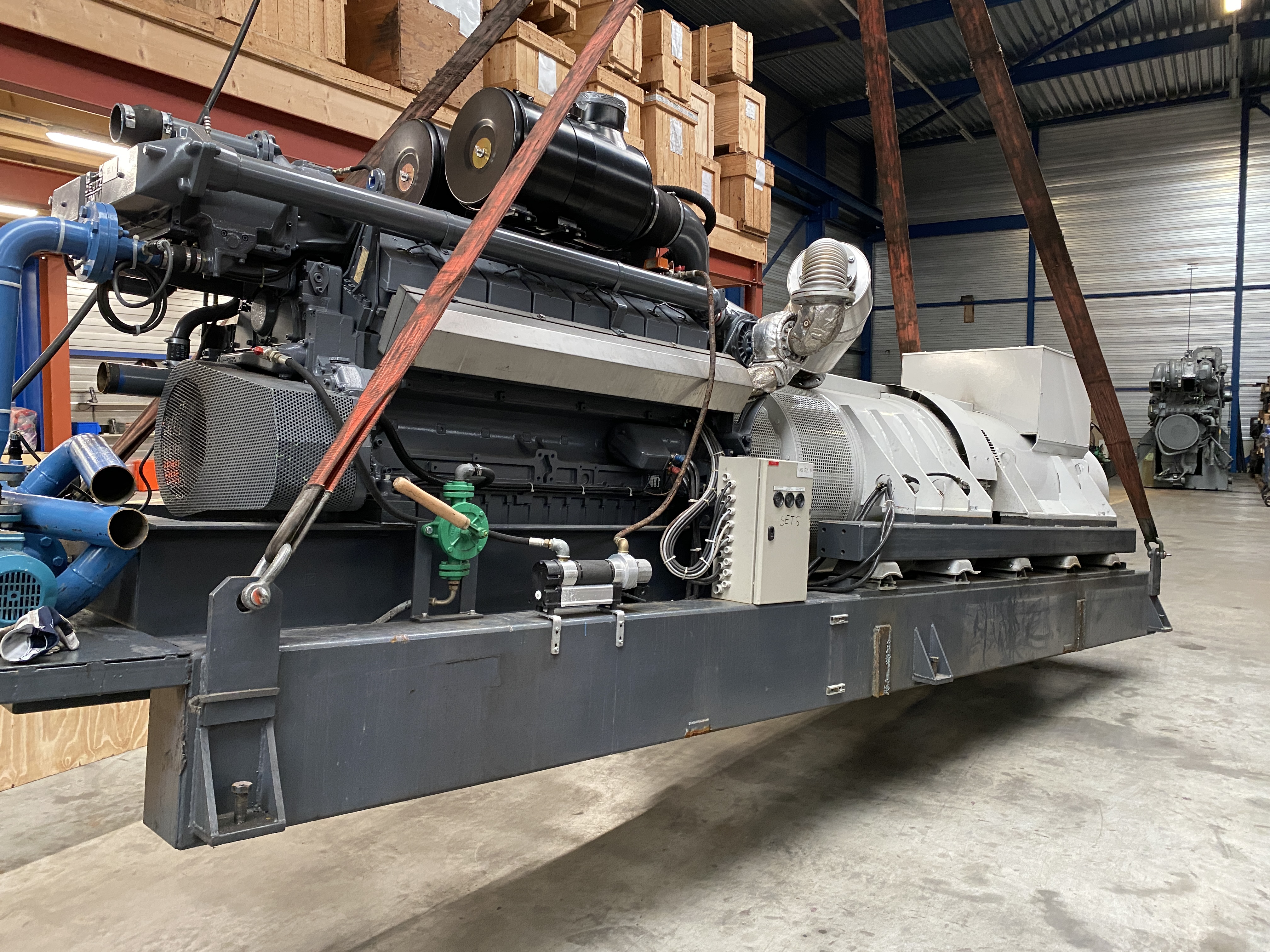 Used DEUTZ TBD 616-V16-G2 / EURO DIESEL STATO ALTERNATOR 1000 KVA DRUPS