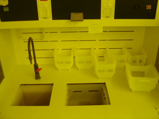 Used Dexon Plastic Wet Bench