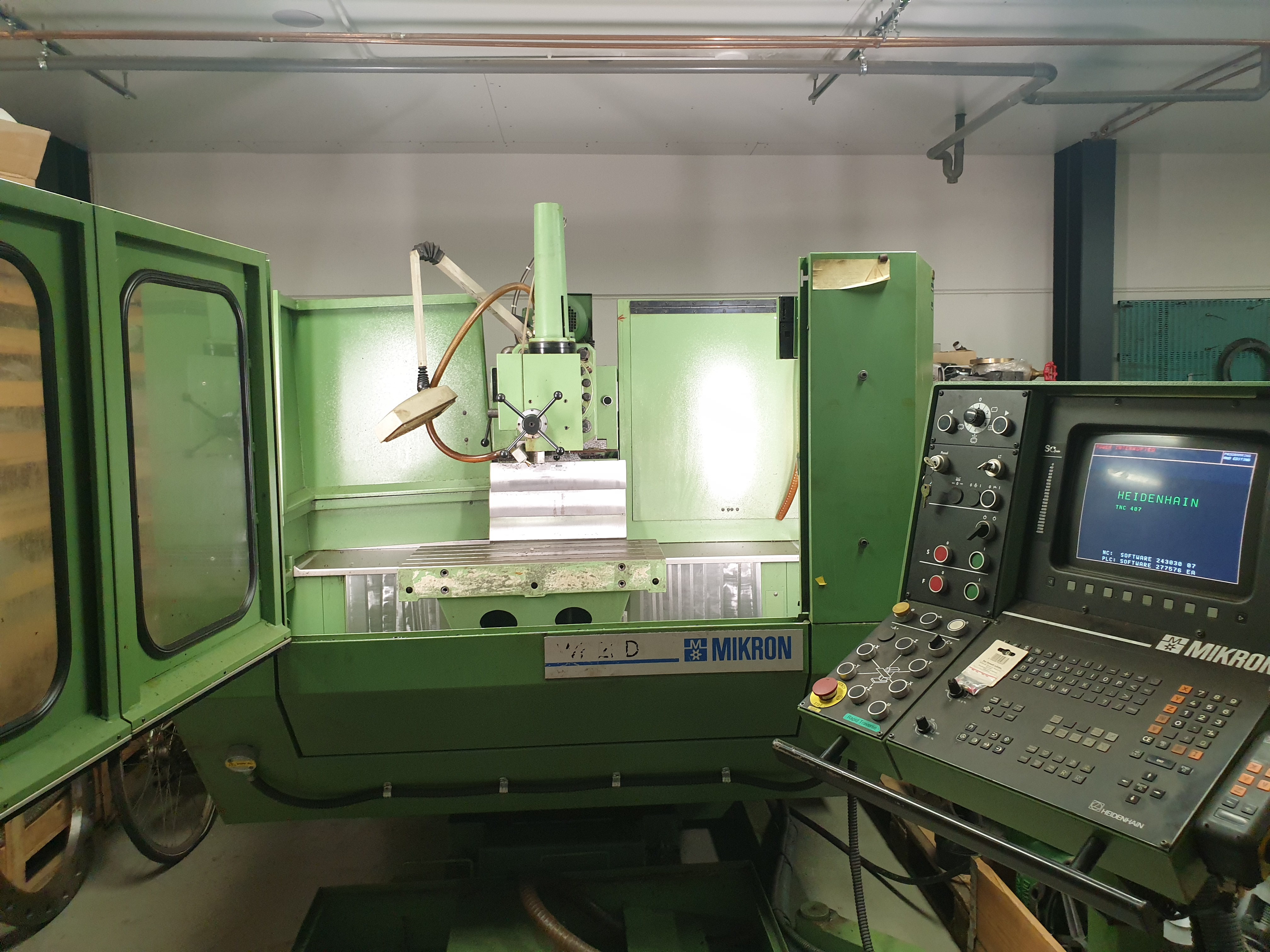 Gebruikt 1994 Mikron WF 21 D