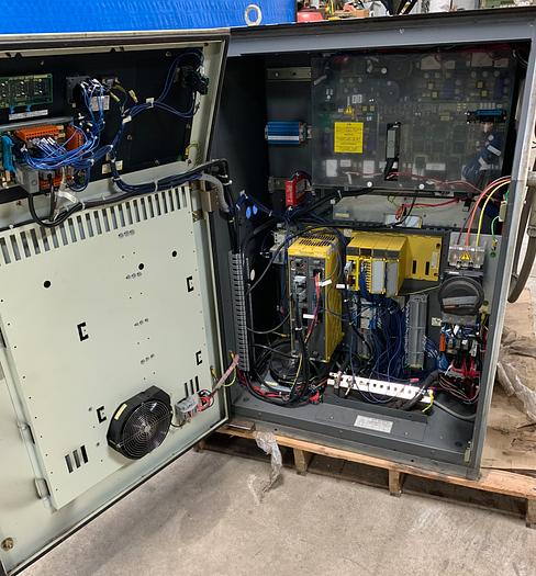 Used FANUC M6iB 6 AXIS CNC ROBOT WITH RJ3iB CONTROLLER