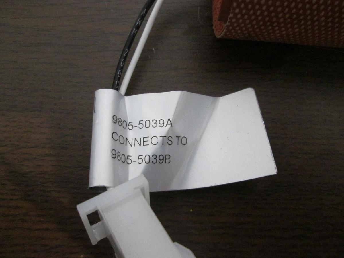 Used MKS, 9805-5039, Heater Jacket, 120V, 50.3W, 0.42A, 50/60Hz, Used