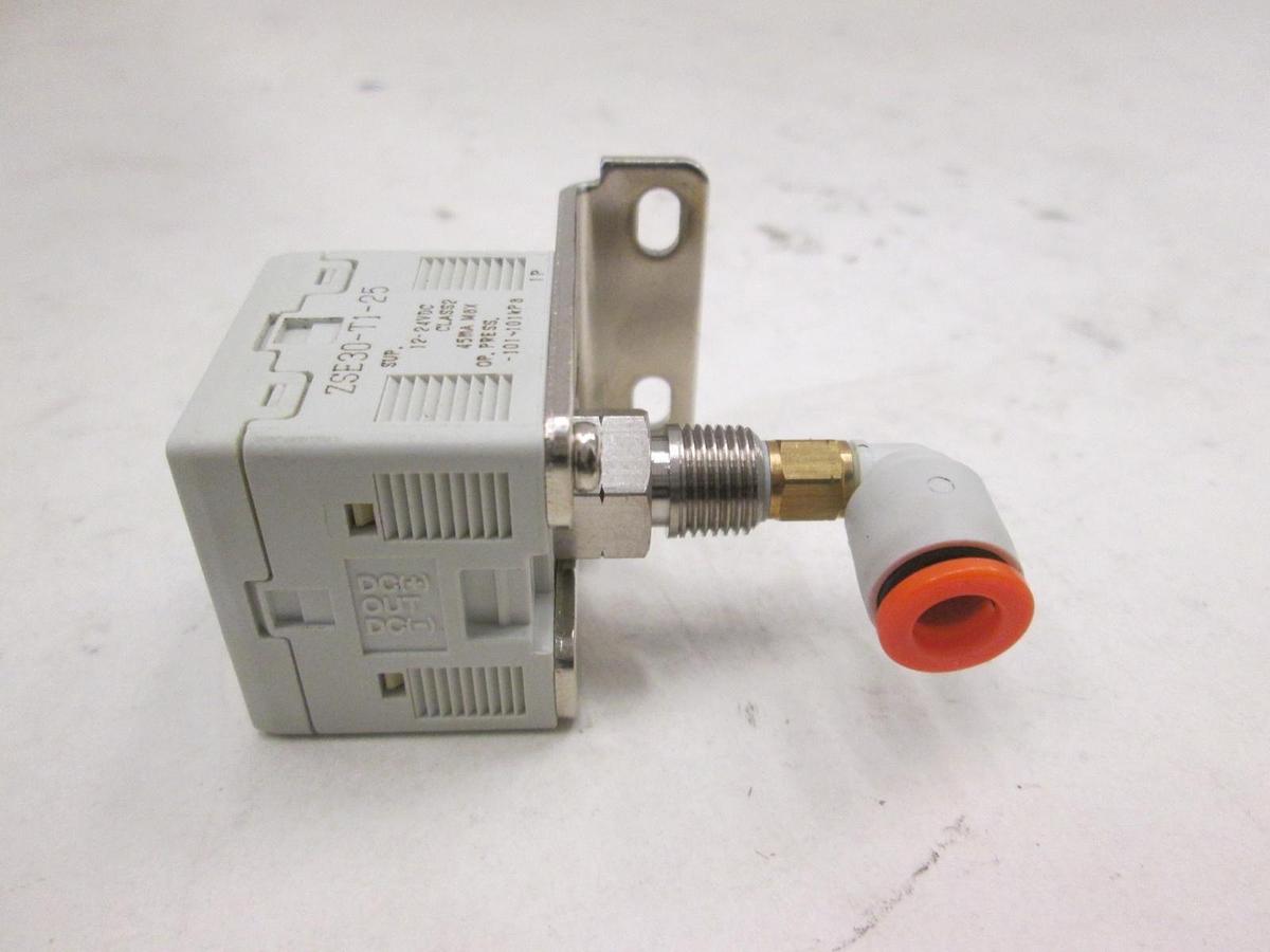 Used SMC, Pressure Switch, ZSE30-T1-25, 12-24VDC, Used