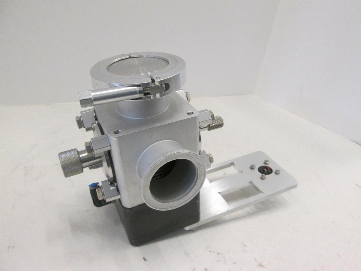 Used Vat 4 Way Aluminum Valve w/ Bracket, Used