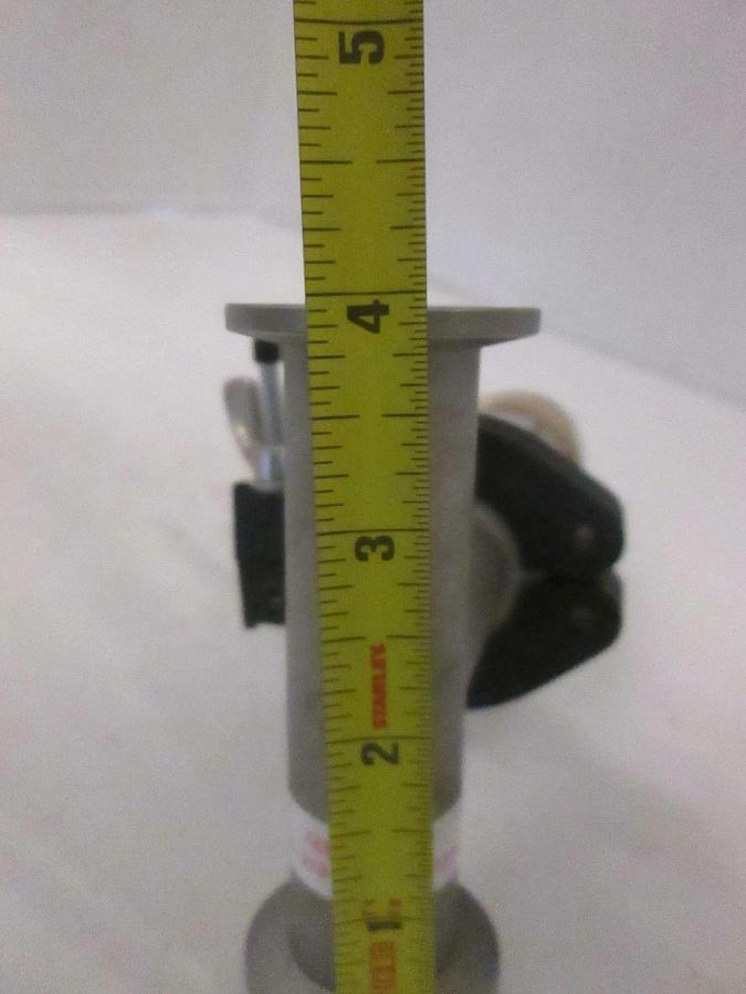 Used Huntington EV-100-SF Vacuum Valve w/ VF25, Tee Fitting, Used