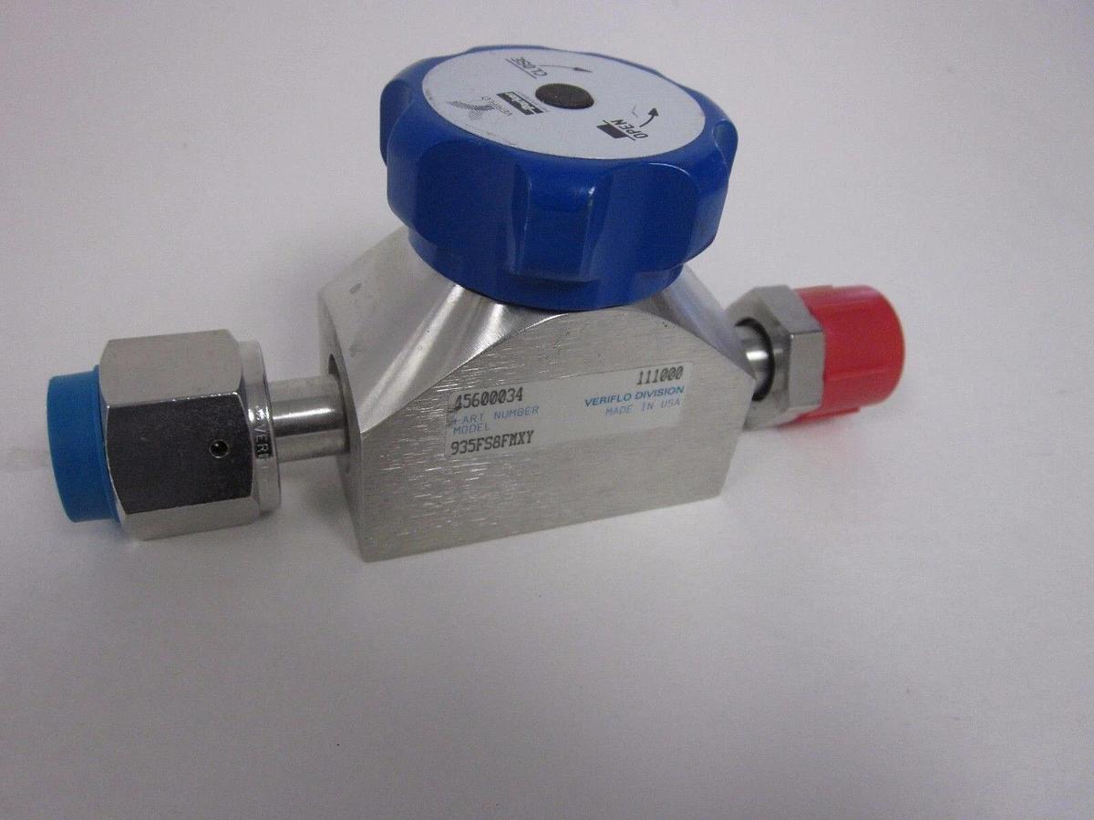 Used Veriflo 935FS8FMXY High Flow Valve, High Purity, 1/2"MVCR x 1/2"FVCR