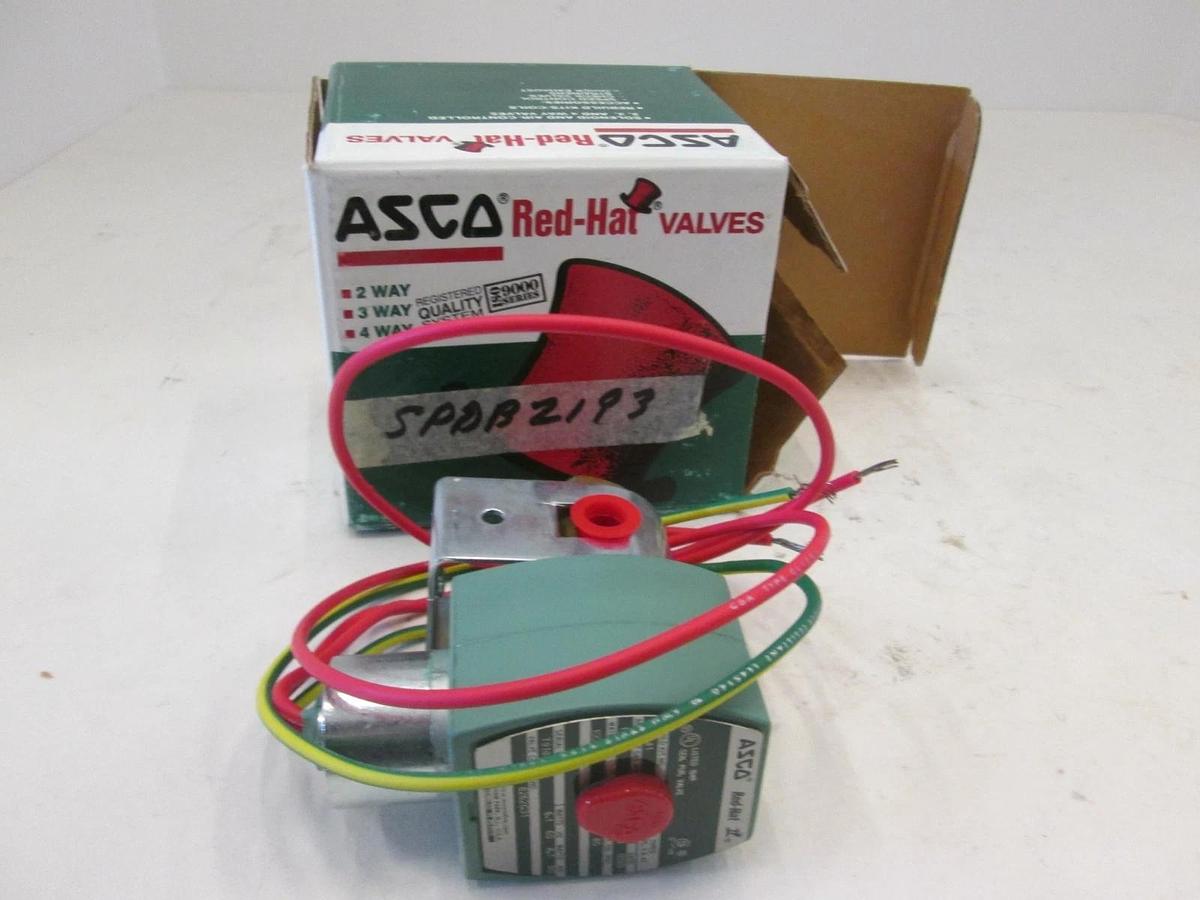 Asco Red Hat, Solenoid Valve 1/8" Pipe, 6.1 W, 8262G31, New