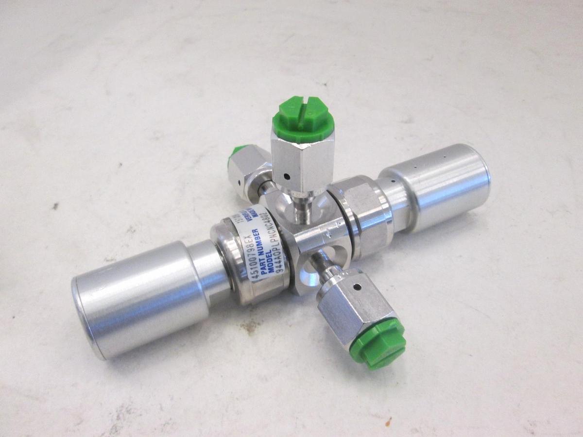 Used Veriflo, 944AOPLPNC, Double Actuator, 3 Way Valve, Used