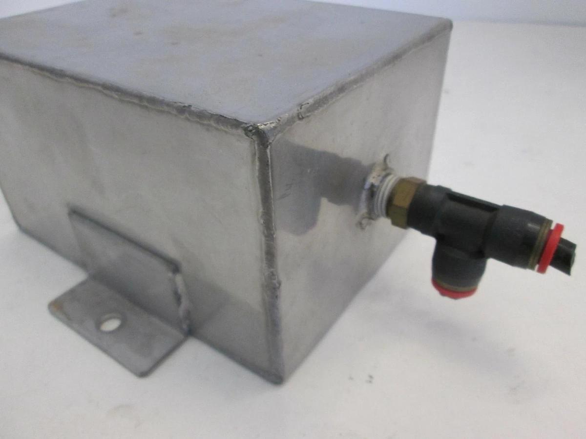Used Stainless Steel Vacuum Reservoir, 3" x 4" x 6" w/ 2 Fittings, Used