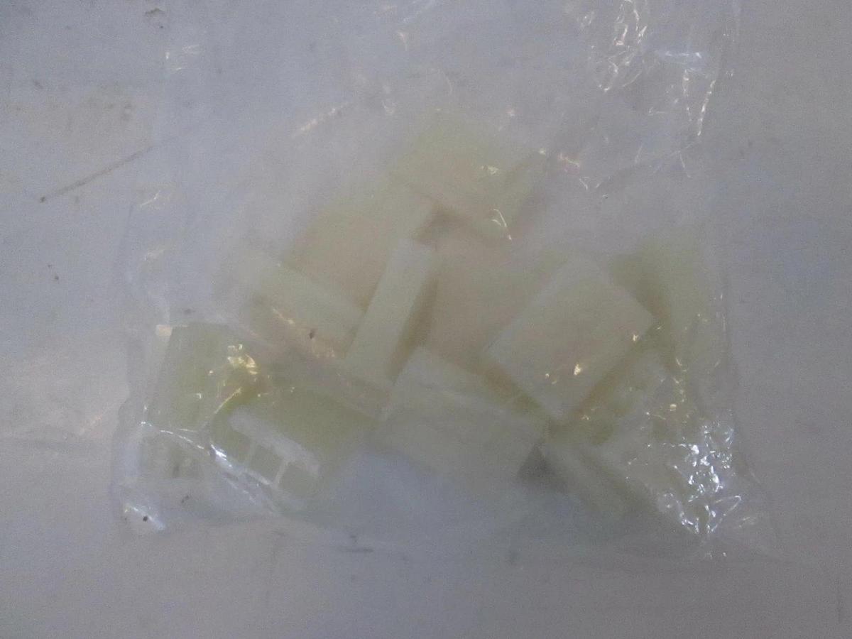 3 Position Connector, New, Lot