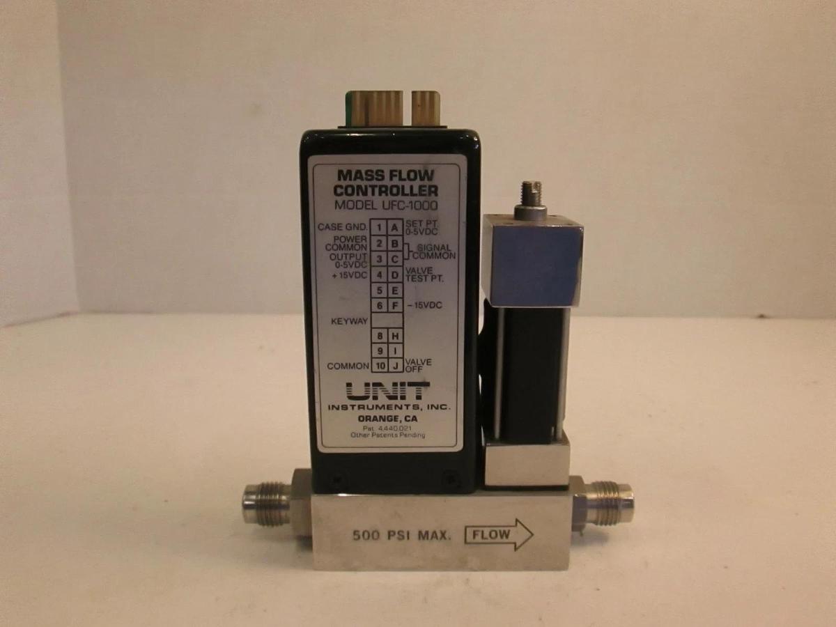 Used Unit UFC-1000 Mass Flow Controller MFC, O2, 500 SCCM