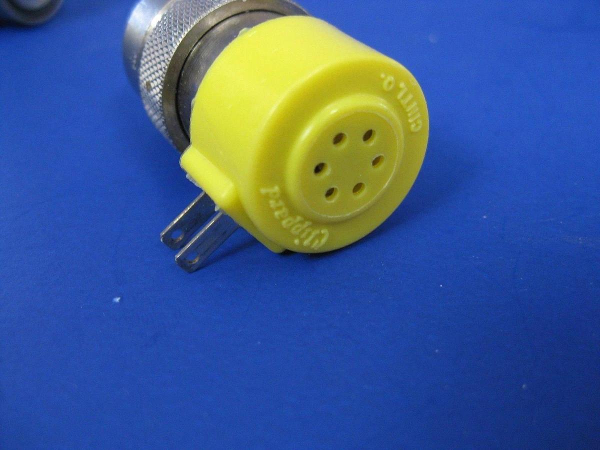 Used Clippard ET-3M-24 3-Way Electronic Valve, N.C., 24 VDC - Lot of 5 Used