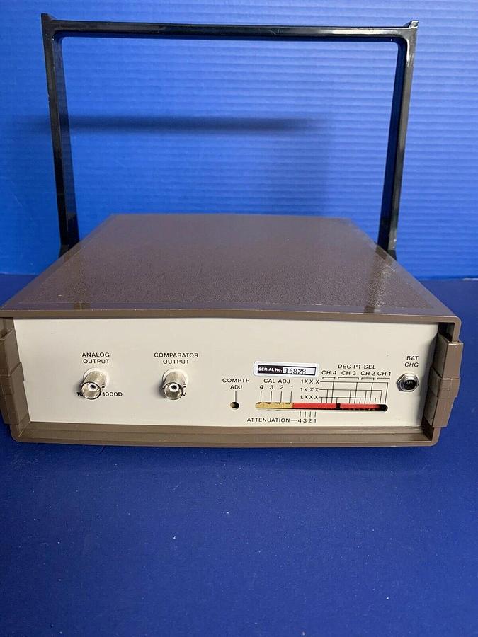 Used Perkin-Elmer Model 500 Exposure Meter with Case, Used