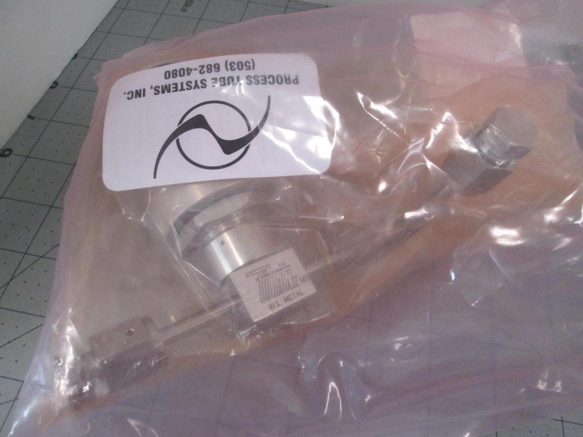 Parker, Titan II, Actuation Pressure Valve, 70-125 PSI, 3000PSI Max NC, New