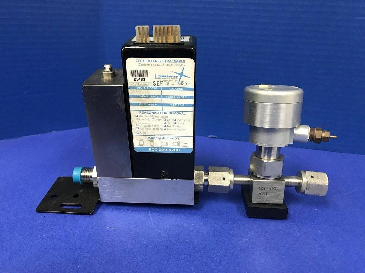 Used Unit UFC-1100 MFC Assy, O2, 400 SCCM w/ SS-4BK-V51-1C Valve, Used