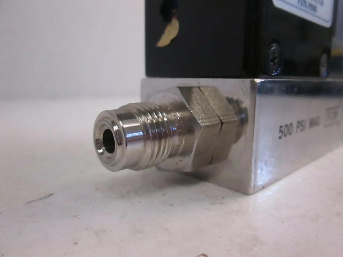 Used Unit UFC-1000 Mass Flow Controller MFC, CF4, 50 SCCM