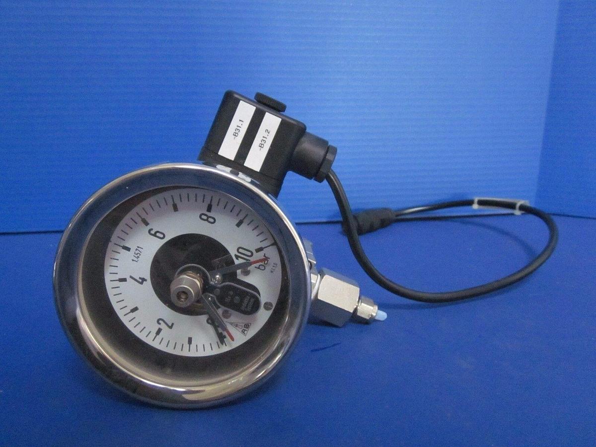 Used Indirect Limit Switch Type I 12 w/ Inductive Contacts (Manometer), 0-10 Bar Used