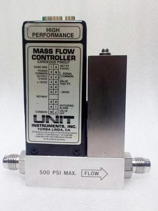 Used AMAT 3030-01054 Mass Flow Controller Unit UFC-1100A MFC, N2 1SLM, Used