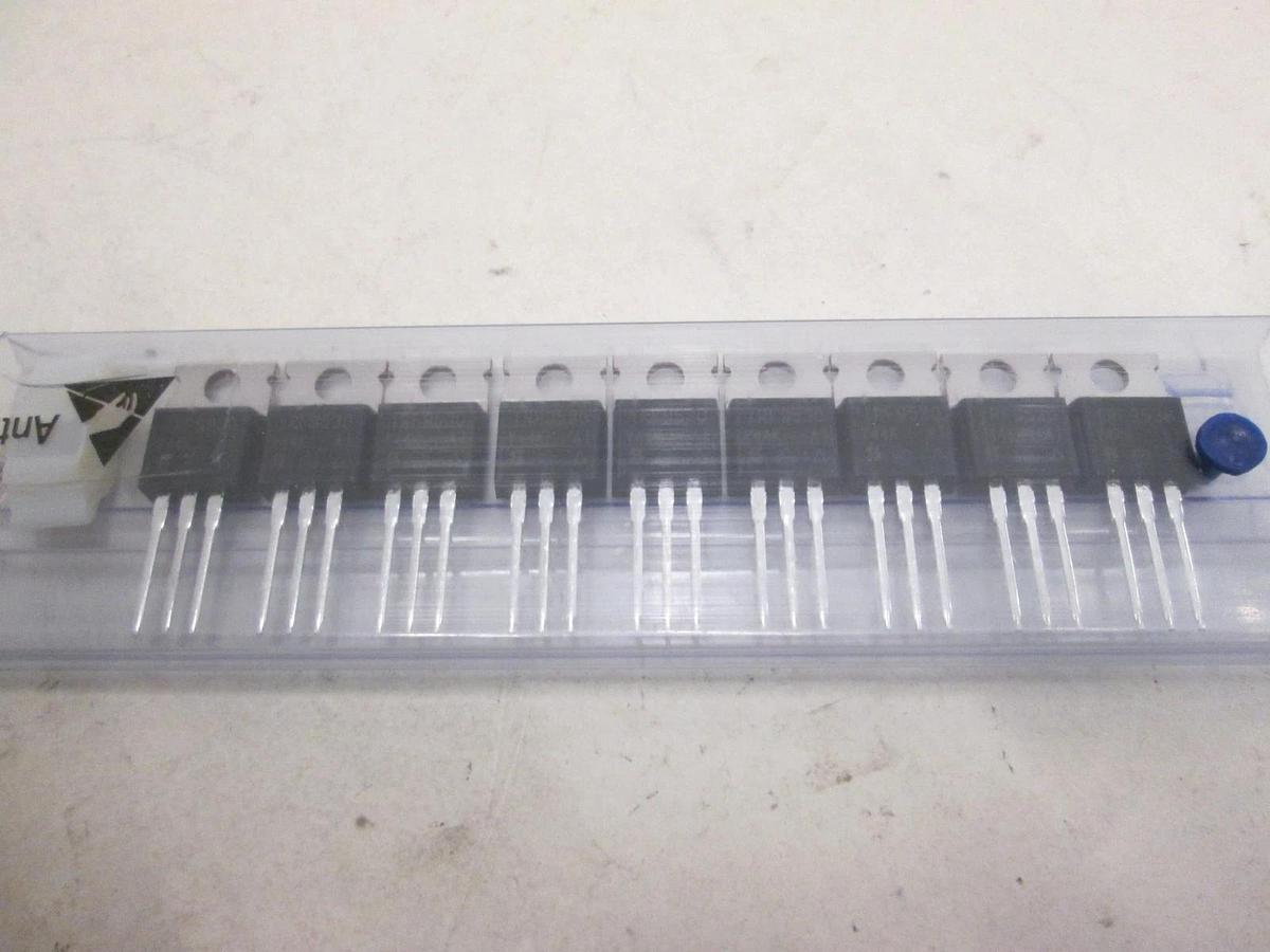 IRF9530, MOSFET Transistor, P-Channel, New, Lot of 9