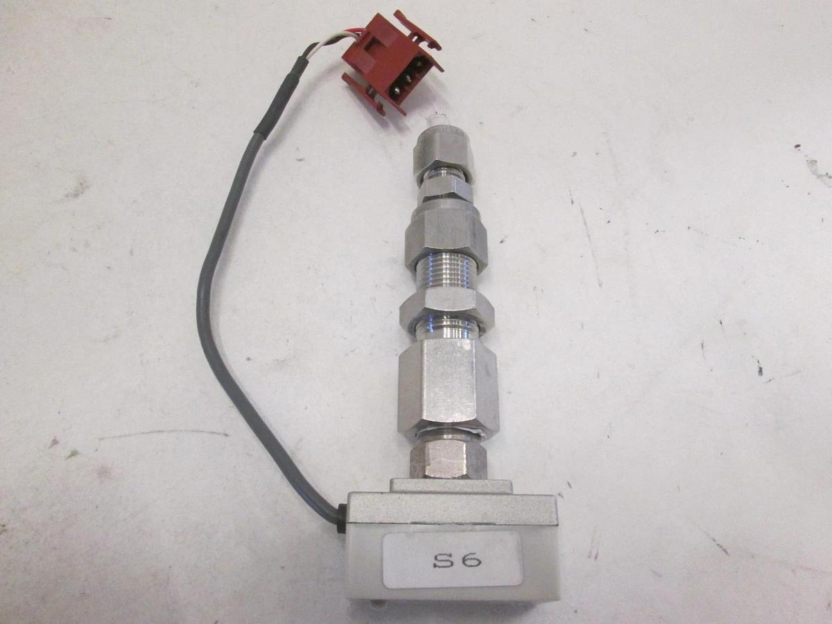 Used SMC, Digital Pressure Sensor, GS40, 9.9kgf/cm2, 30V, 80mA, Used