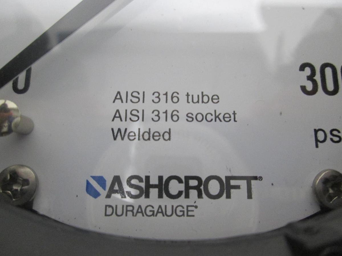 Used Ashcroft, Duragauge, 4-1/2", 0-300 PSI, Silicone Fill, New