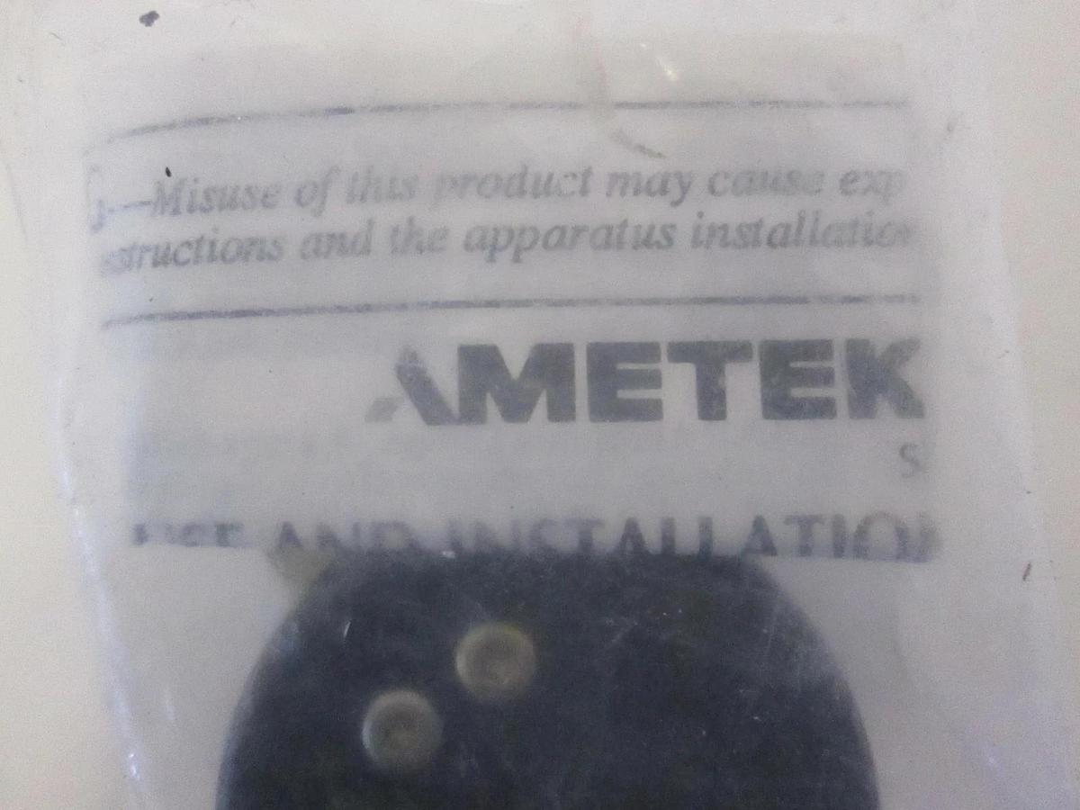 Amtek, 0-100 PSI Bottom Mount Gauge, New