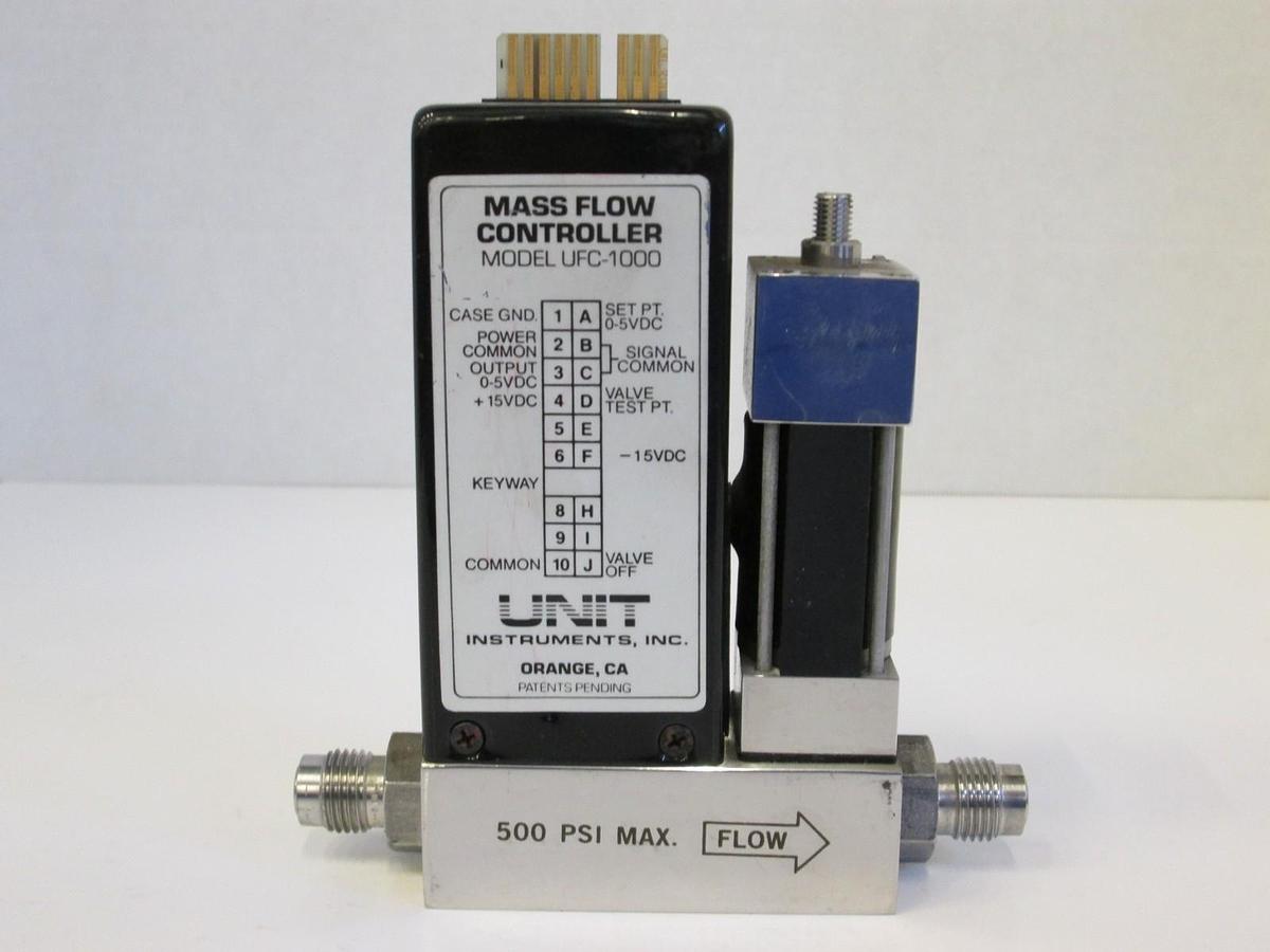 Used Unit UFC-1000, MFC, Mass Flow Controller, O2, 200 SCCM, Used