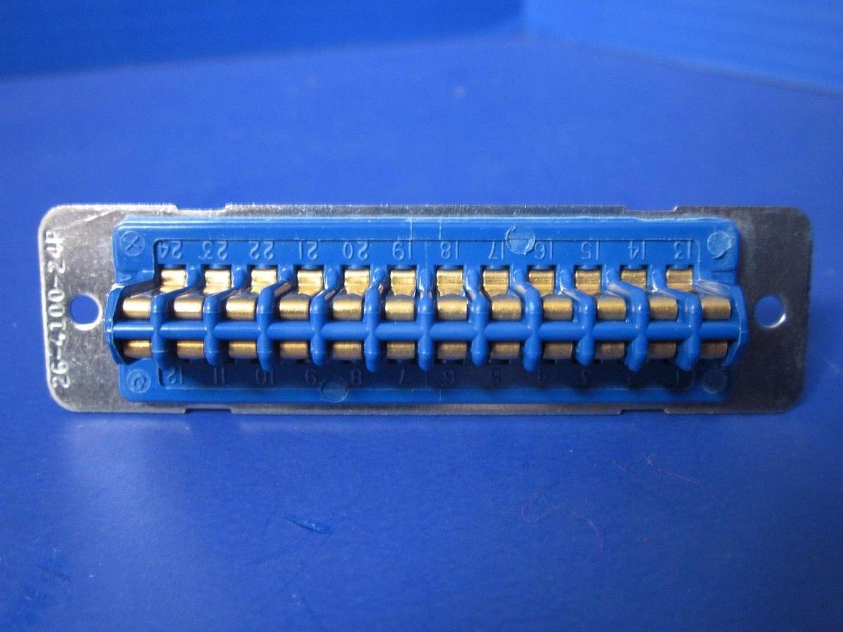 Used AMPHENOL 26-4100-24P Rectangular Power Connector, 24 Contacts, Lot of 2