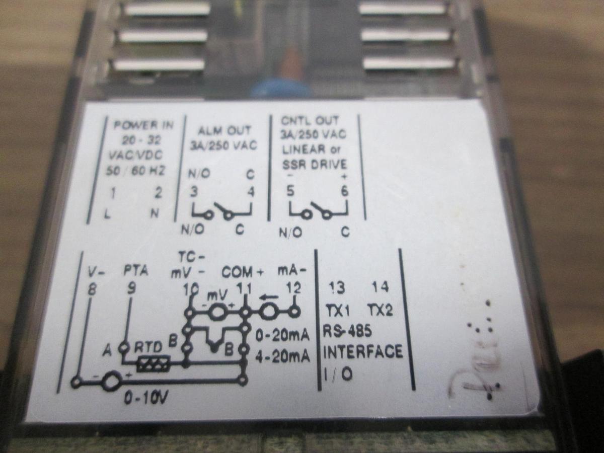 Used Omega CN491A-V1-R2-LV Temperature Controller, 1/32 DIN, 0-10V, Used