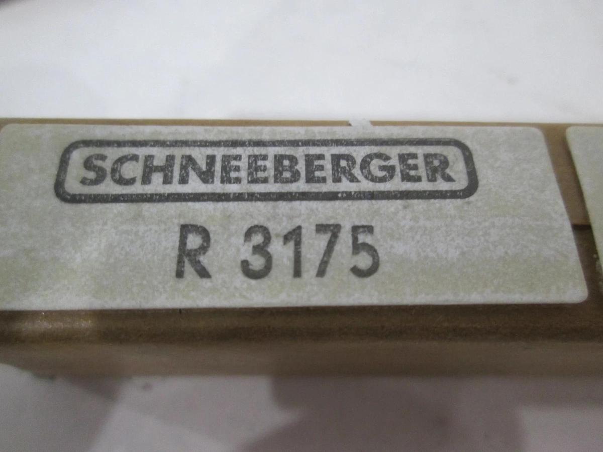 Schneeberger, R 3175, Crossed Roller Linear Slide Set, New