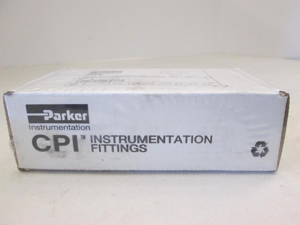 Parker, 8 FX-SS, Female Cross Fitting Box of 2, New, Original Packaging