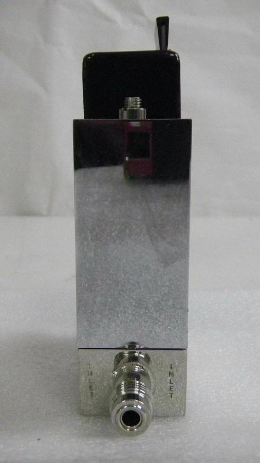 Used Unit UFC-1500A, Mass Flow Controller, Gas- CF4, Range- 200 SCCM, 1/4" M I/O