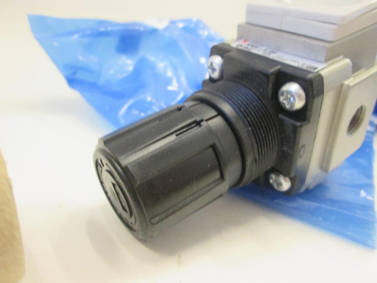 Used SMC, AR20-01BE, Regulator, New, Lot of 2