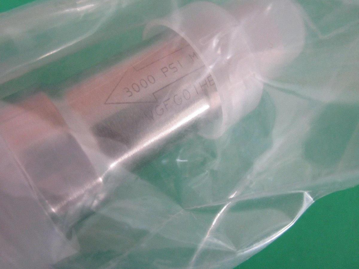 MILLIPORE WGFG01HB1 Inline Gas Filter, 1/4" NPT Female, 3000 PSI