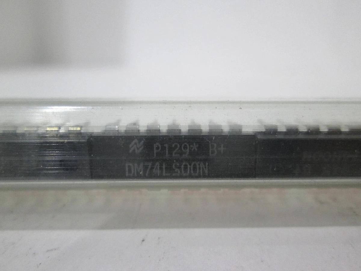 National Semiconductor, DM74LS00N, Integrated Circuit, New, Lot of 24
