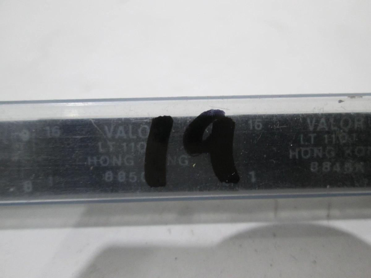 Valor, LT 1101, Integrated Circuit, New, Lot of 19