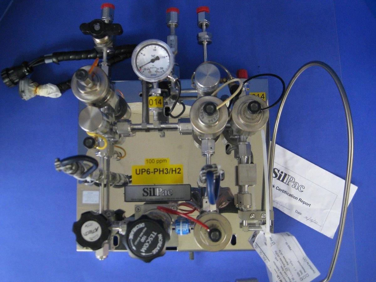 Used Praxair SilPac UP6 Gas Panel, PH3/H2, high purity Refurbished