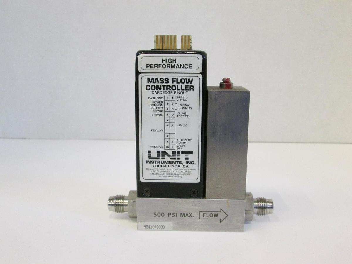Used Unit UFC-1100A Mass Flow Controller MFC, O2, 1 SLPM, 1/4" Male