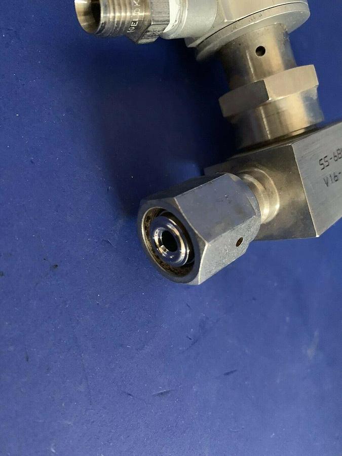 Used Swagelok SS-6BK V16-1C Bellows Sealed Valve w/ NC Actuator 3/8" FVCR x 3/8" FVCR
