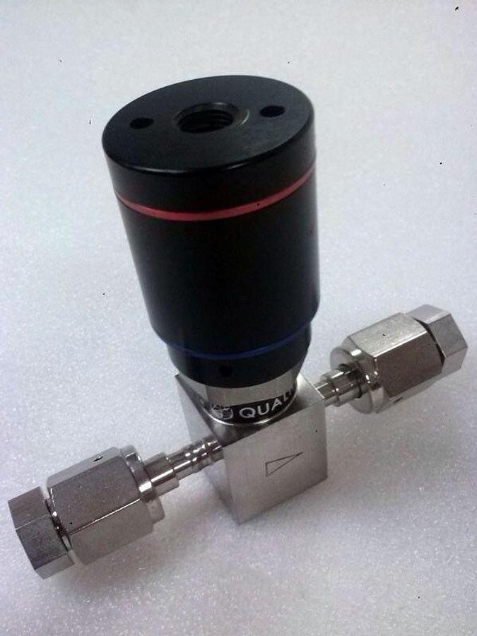 Used Qualiflow SR96/W27 Valve, High Purity, 2-3/4"Face to Face 1/4"FVCR, Used