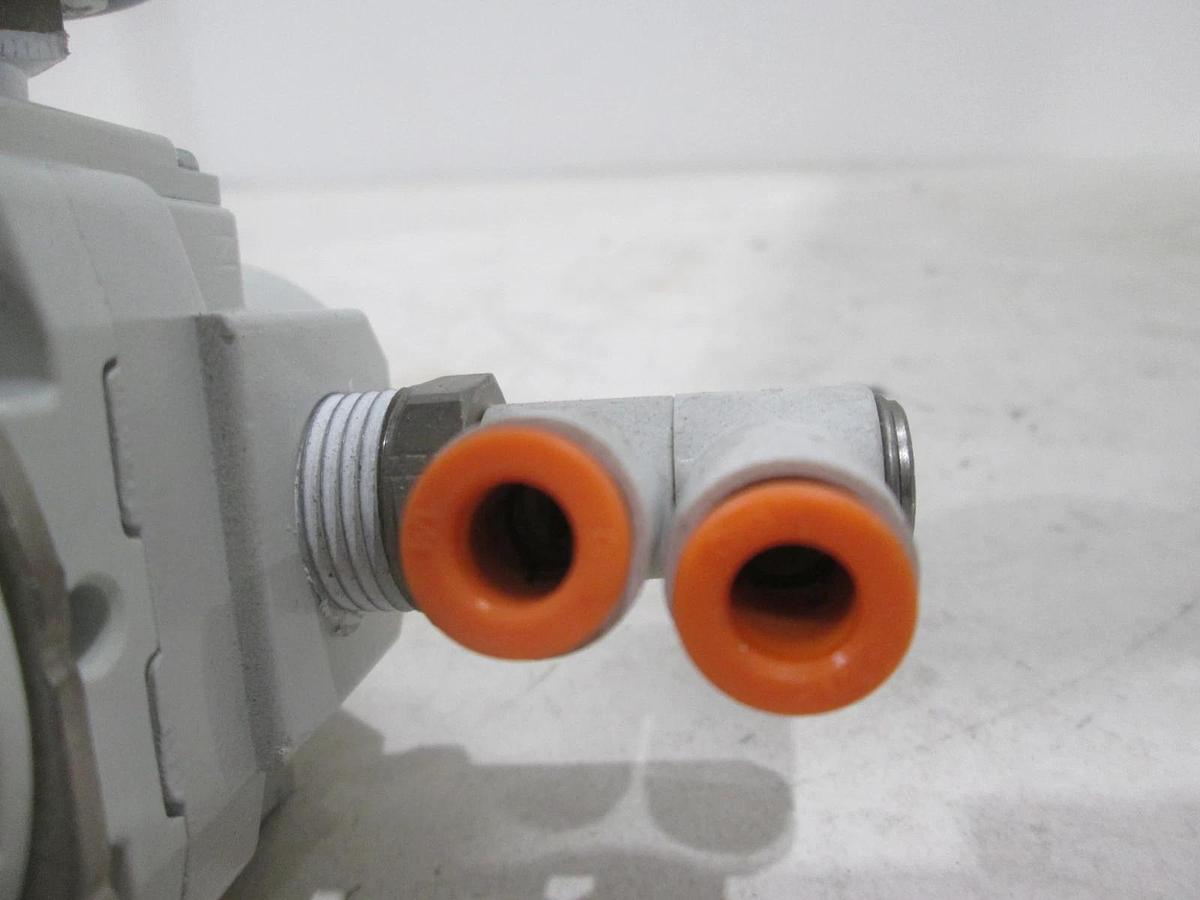 Used SMC, ARP30-N03H-Z1, Regulator Assy w/ 0-.2MPa Gauge and Bracket, Used