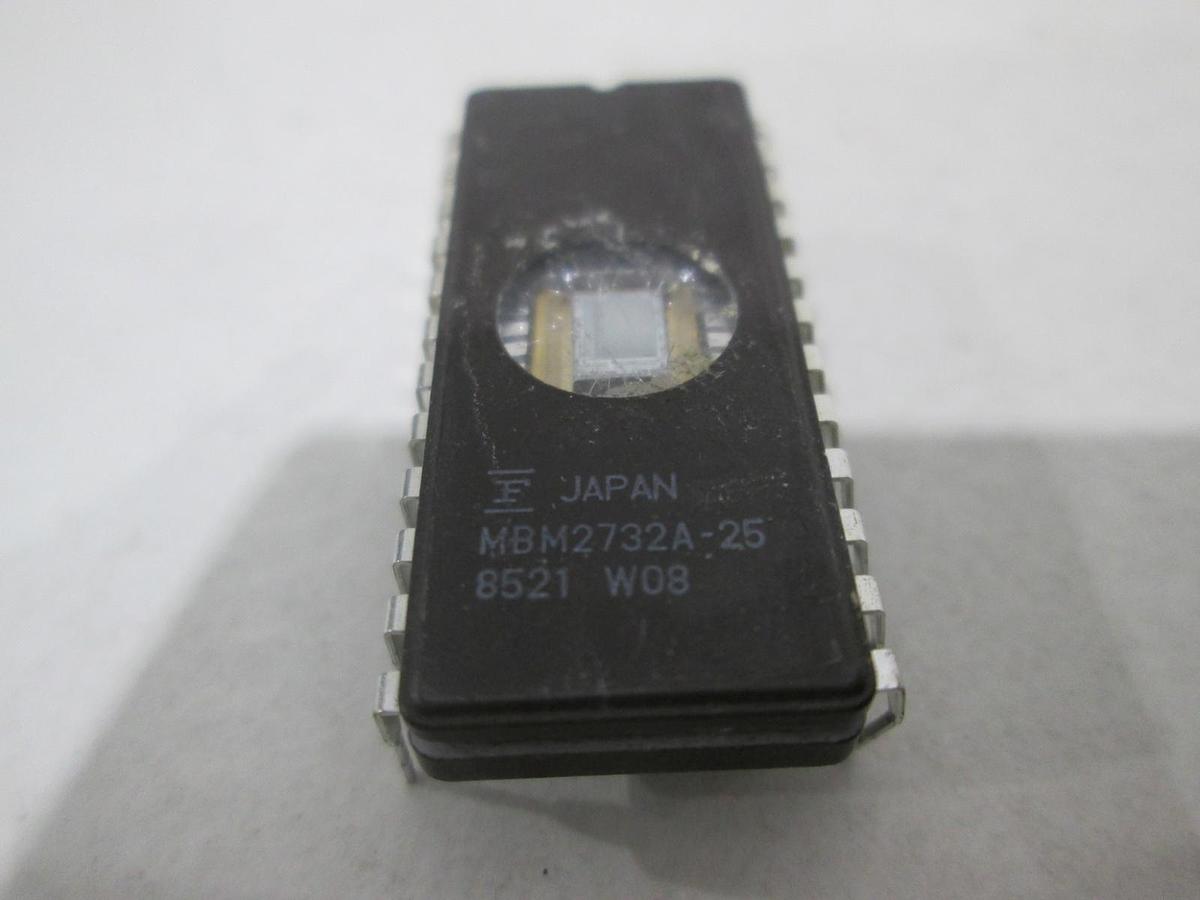 Used Texas Instruments, MBM2732A-25, Integrated Circuit, Used