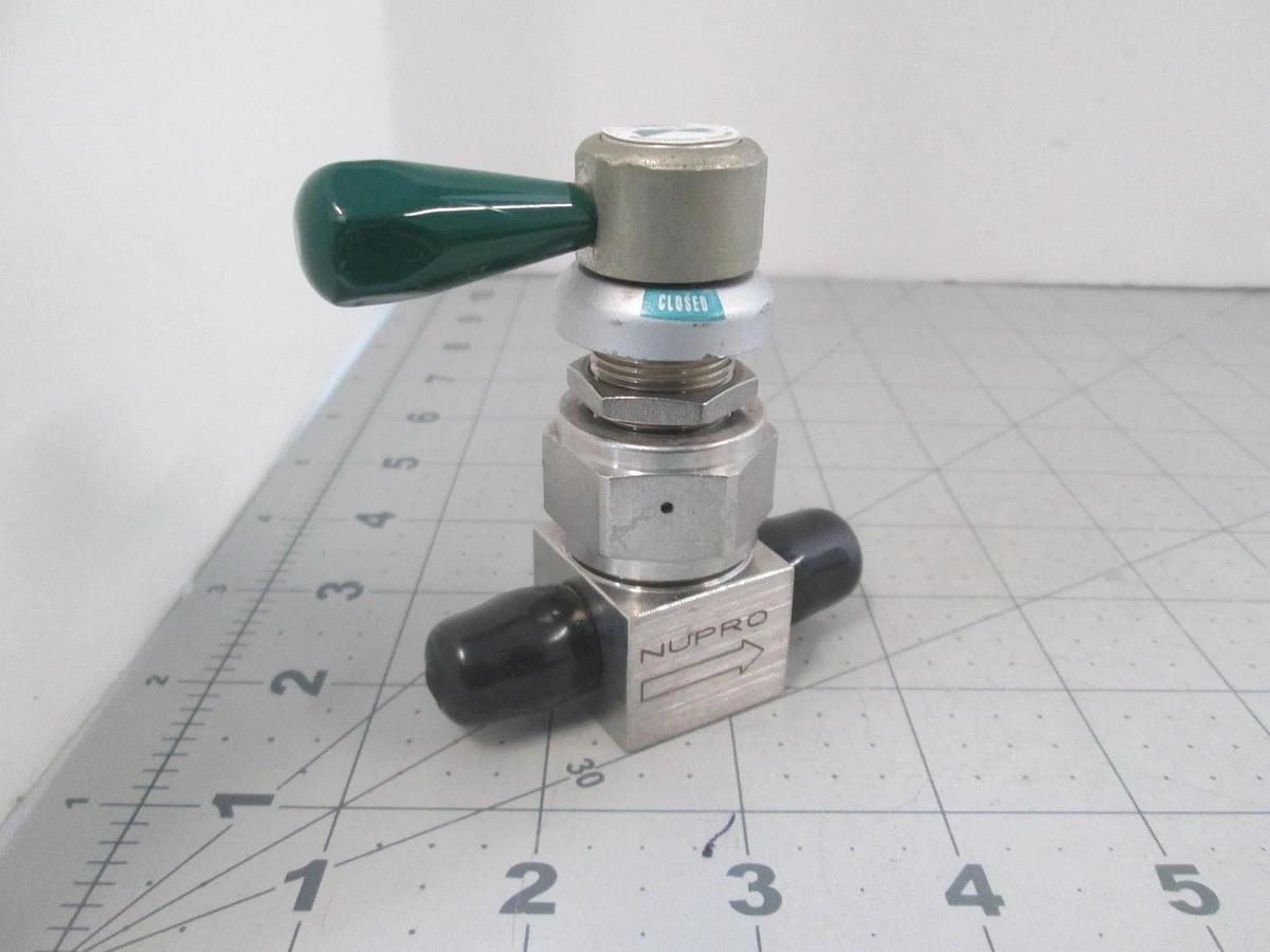 Used Nupro, SS-DLVCR4-FA-VP, Manual Valve w/ Green Valve, Used