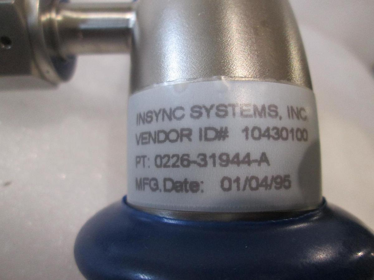 Used AMAT, 0226-31944, WELDMENT, ELBOW, KF40, W/ 3/8" FEMALE VC, Used